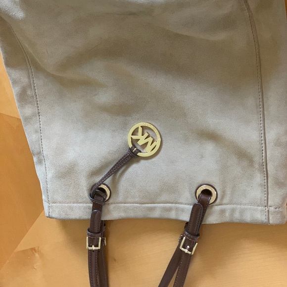 Tan Suede MK purse - Picture 6 of 6